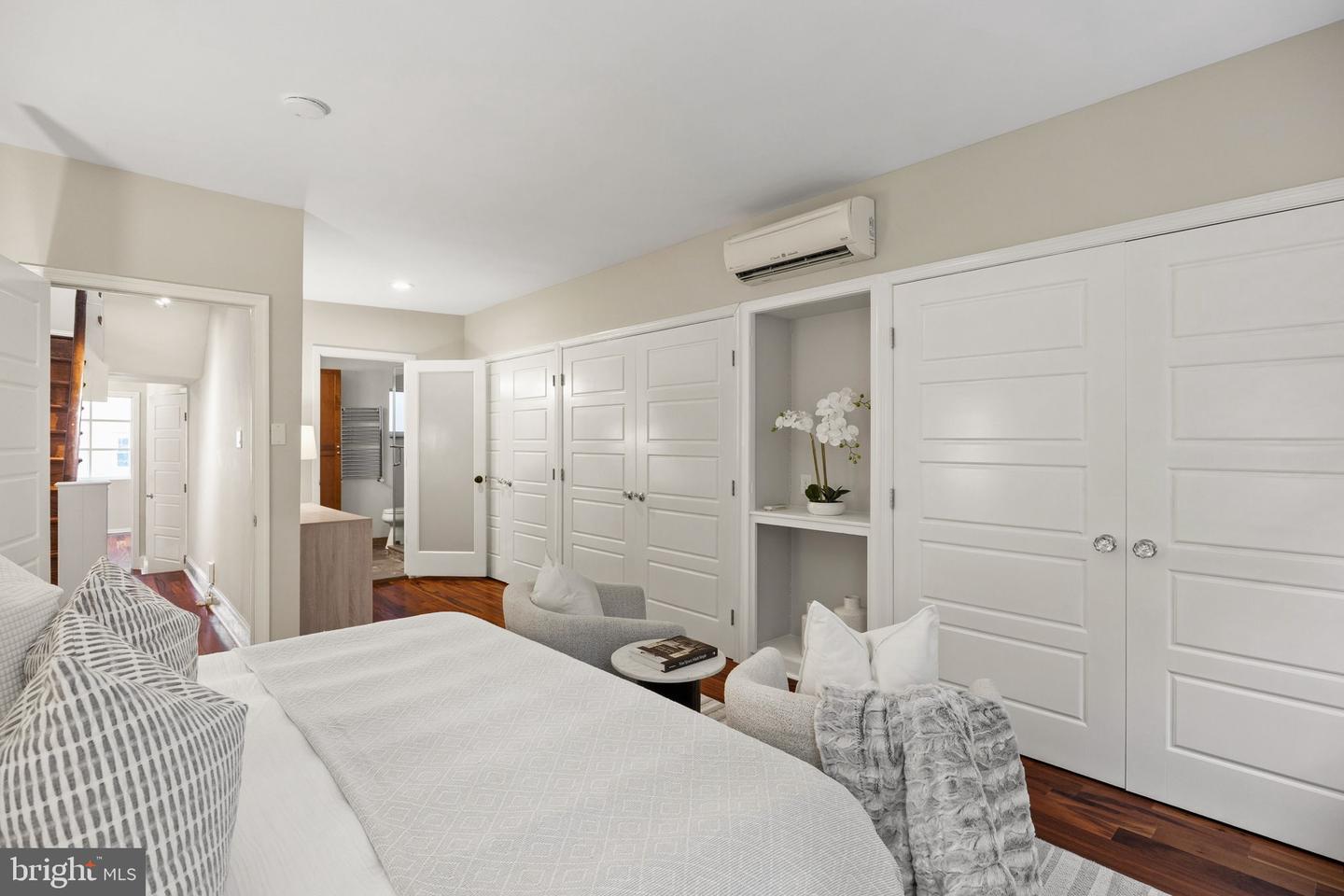 2207 Pine St Property Photo 18