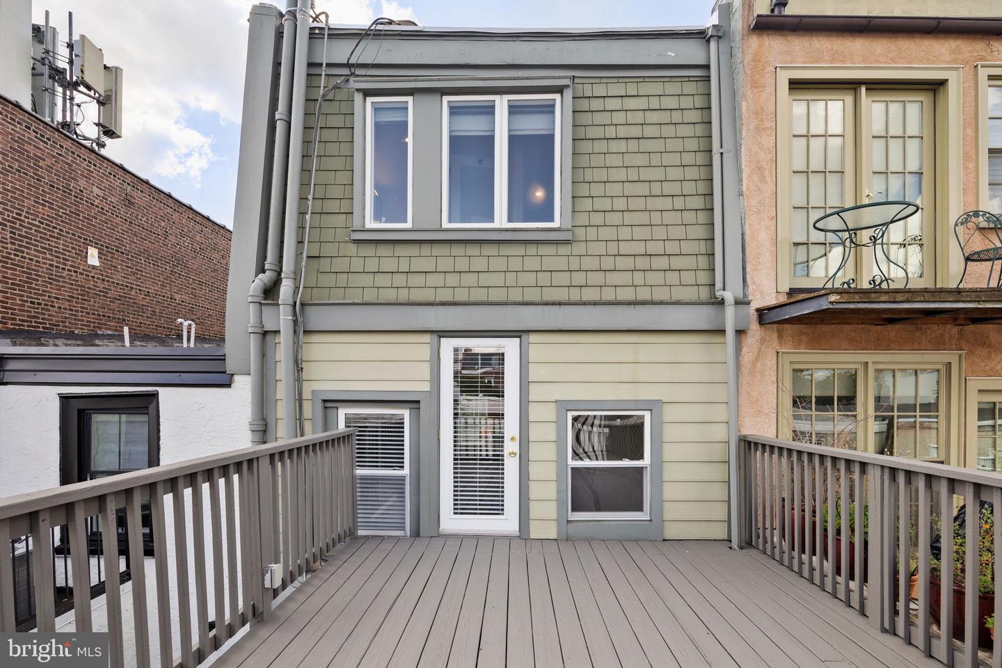 2207 Pine St Property Photo 39