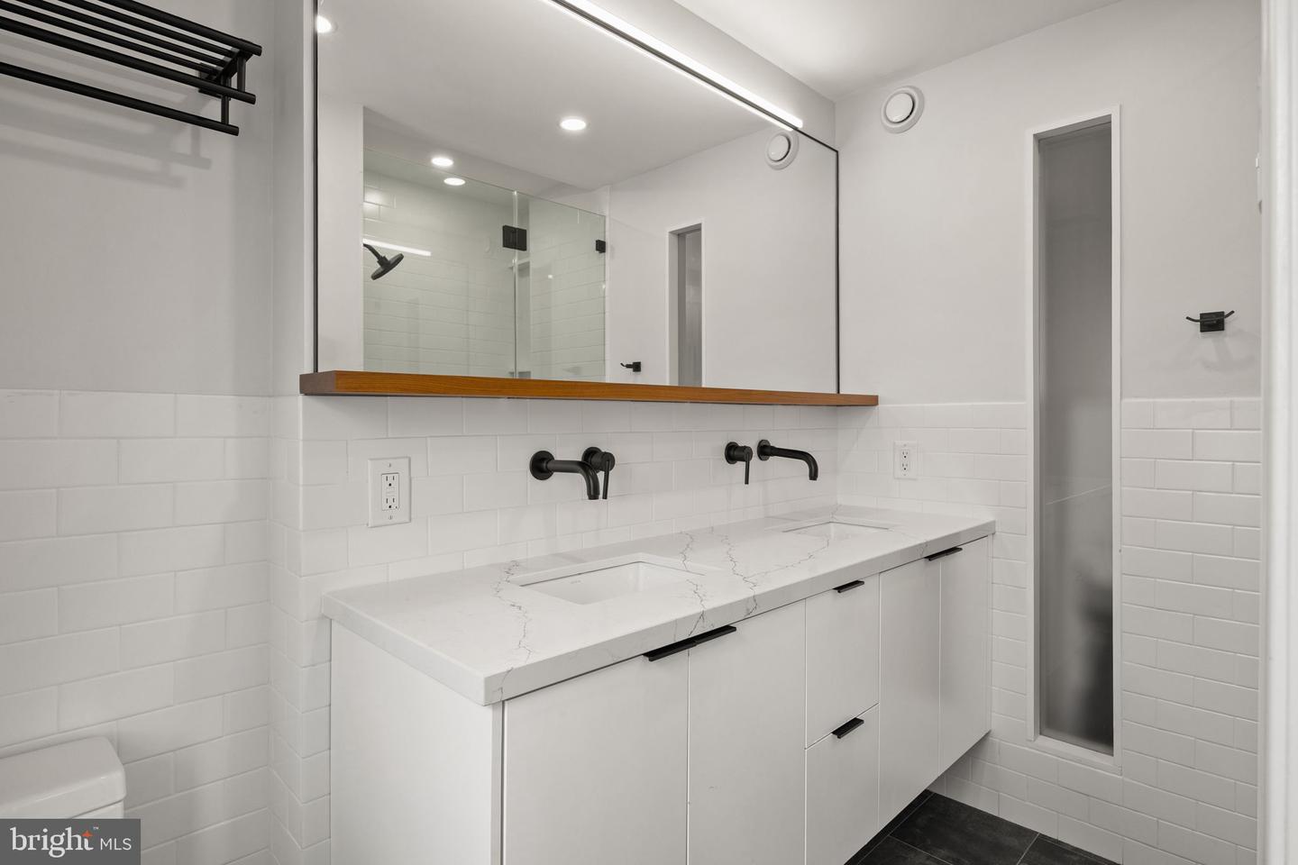 2207 Pine St Property Photo 41