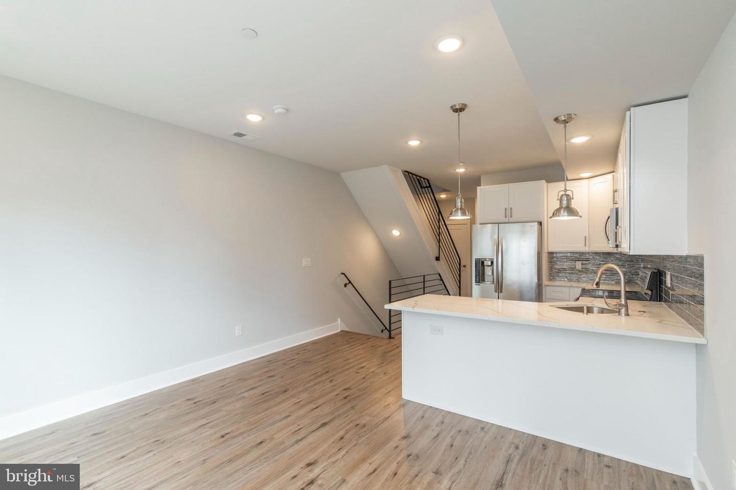 1906 E York St Property Photo 29