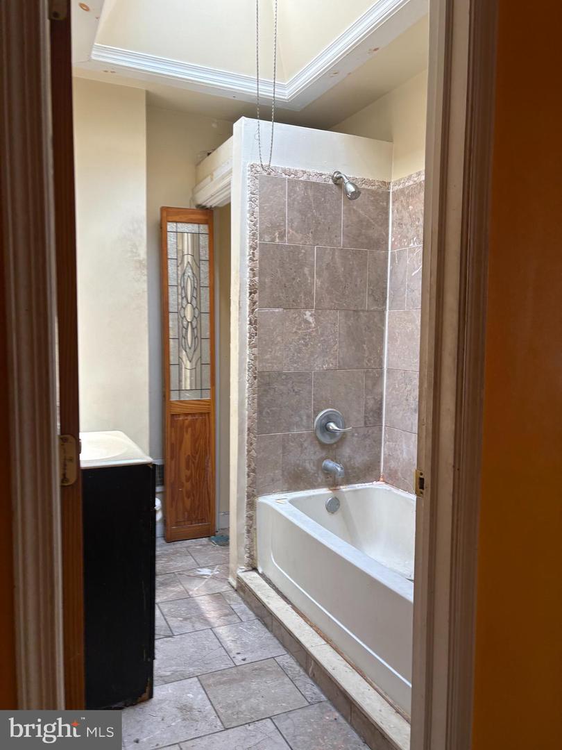 5431 Pentridge St Property Photo 5