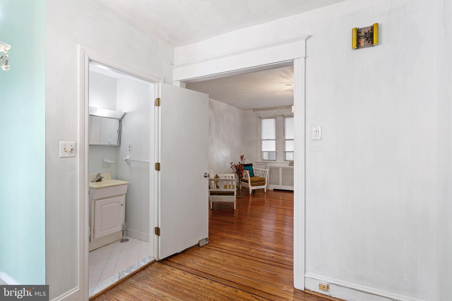 1728 Church Ln Property Photo 6