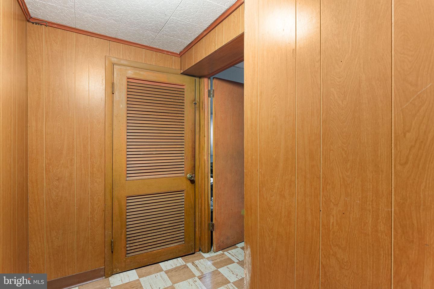 1728 Church Ln Property Photo 22