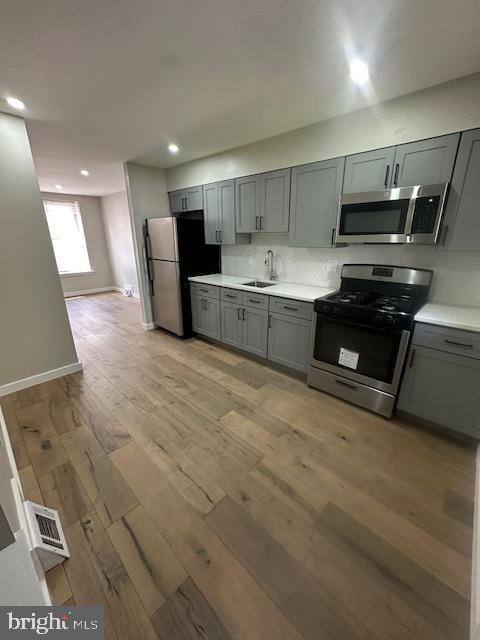 2723 Sears St Property Photo 2