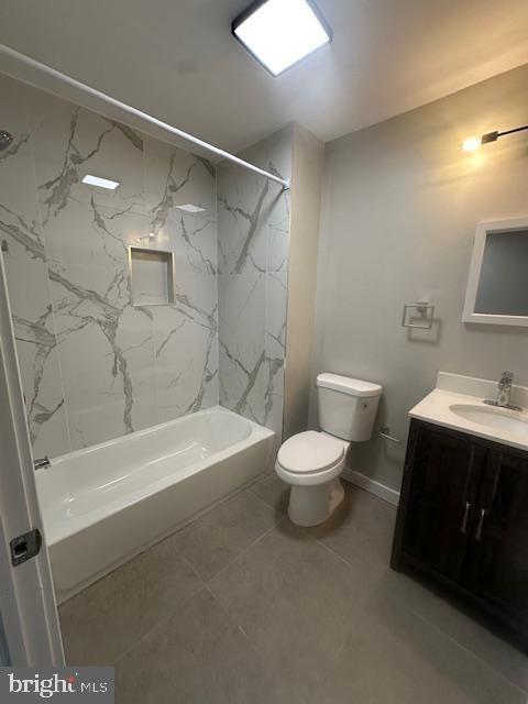 2723 Sears St Property Photo 11