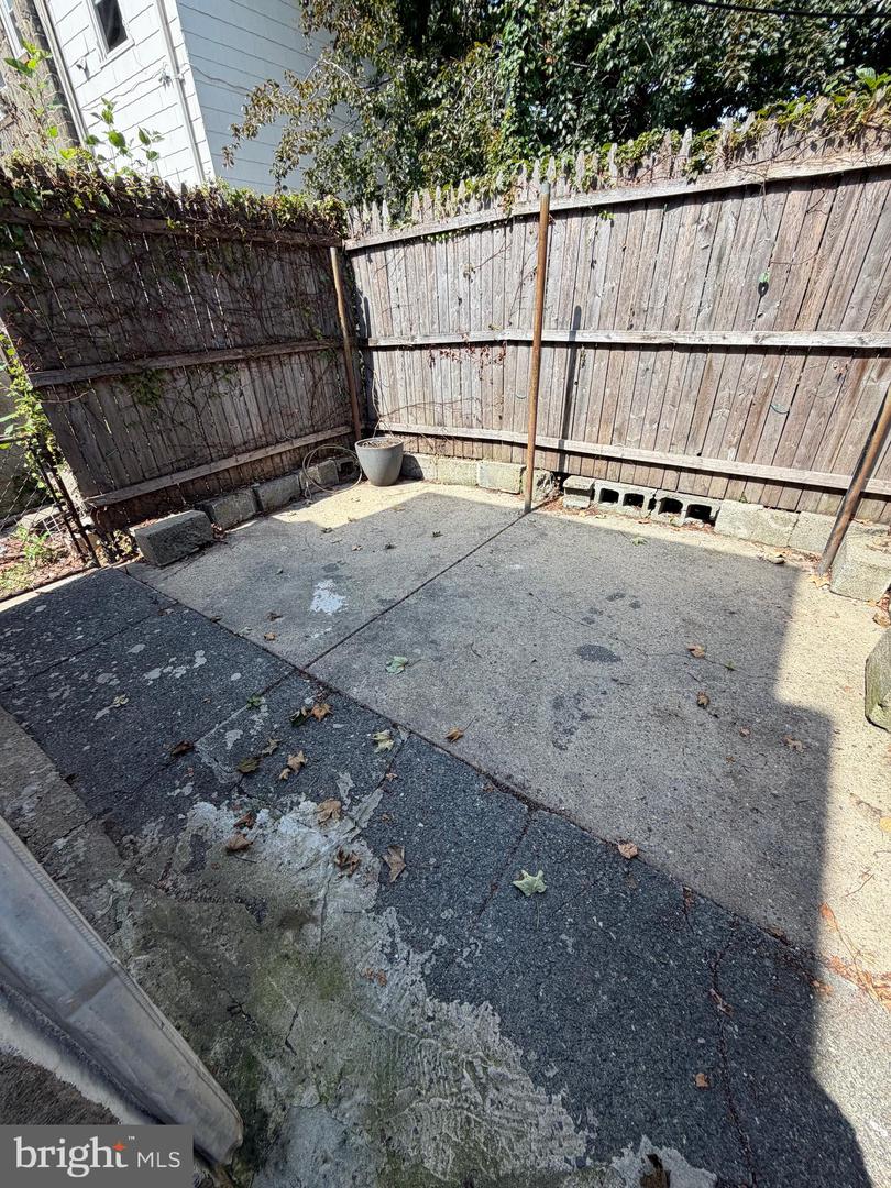 1609 Fillmore St Property Photo 29