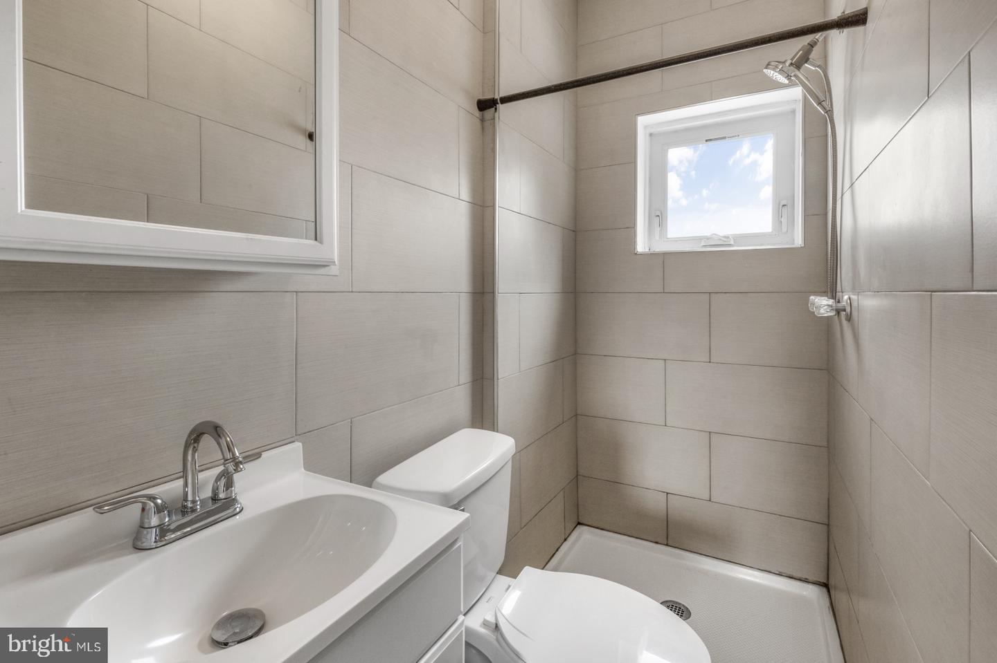 1837 E Harold St Property Photo 11