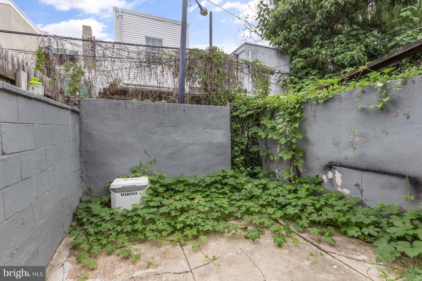 1837 E Harold St Property Photo 16