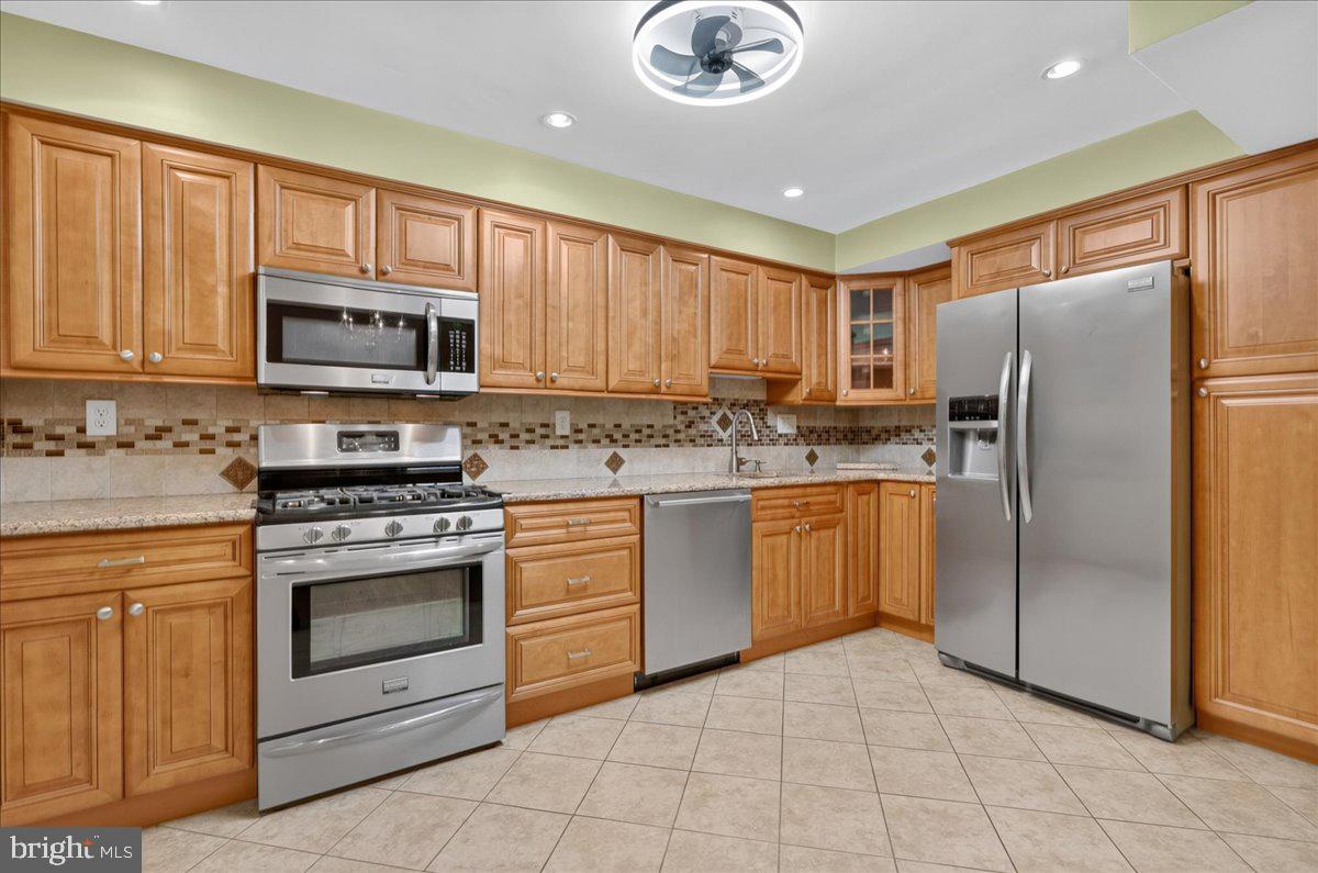 11737 Denman Rd Property Photo 22