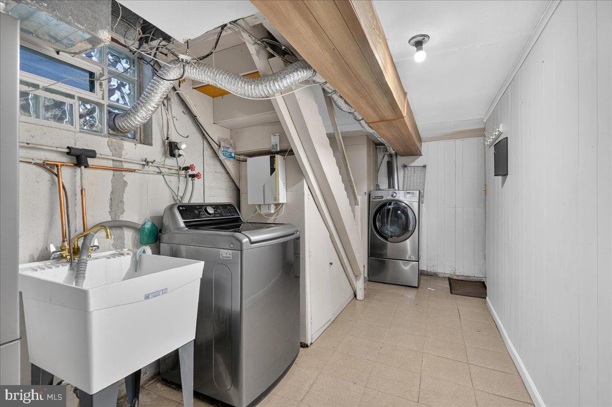 11737 Denman Rd Property Photo 33