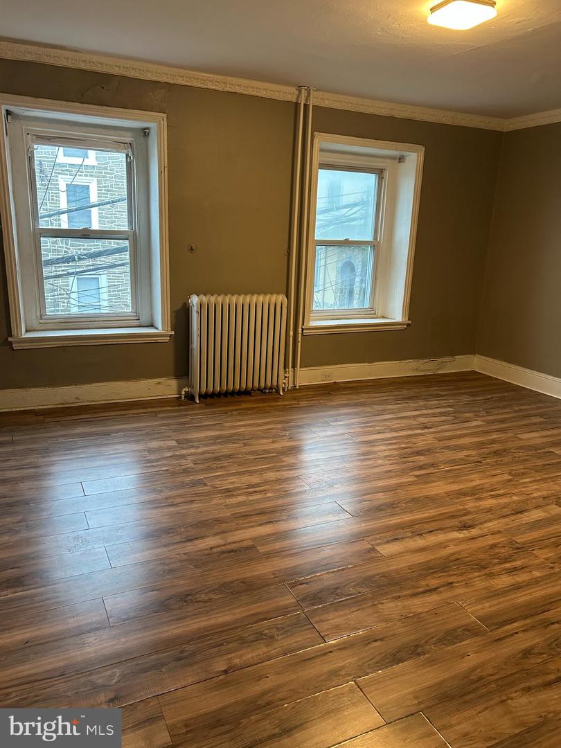 129 Gay St #2 Property Photo 7