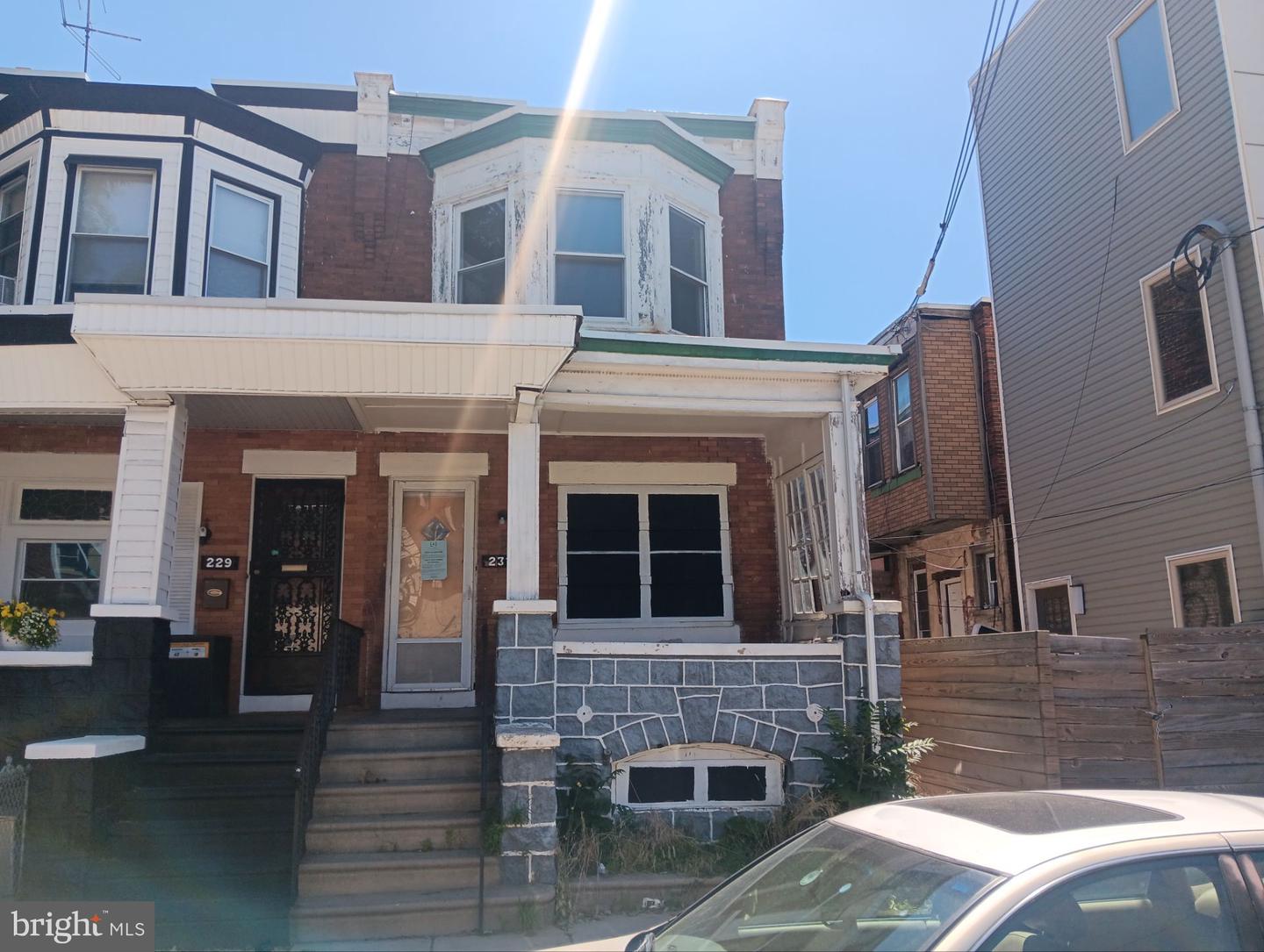 231 S 61st St Property Photo 1