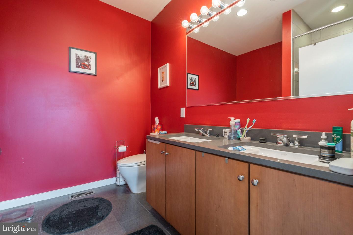 1233 N 3rd St #b Property Photo 33