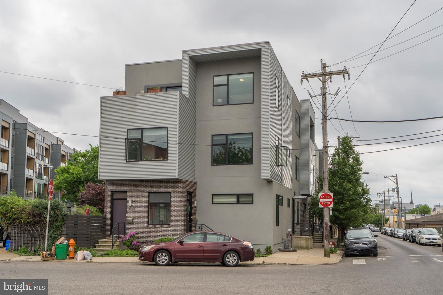 1233 N 3rd St #b Property Photo 38