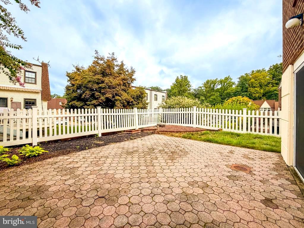 15154 Kallaste Dr Property Photo 44