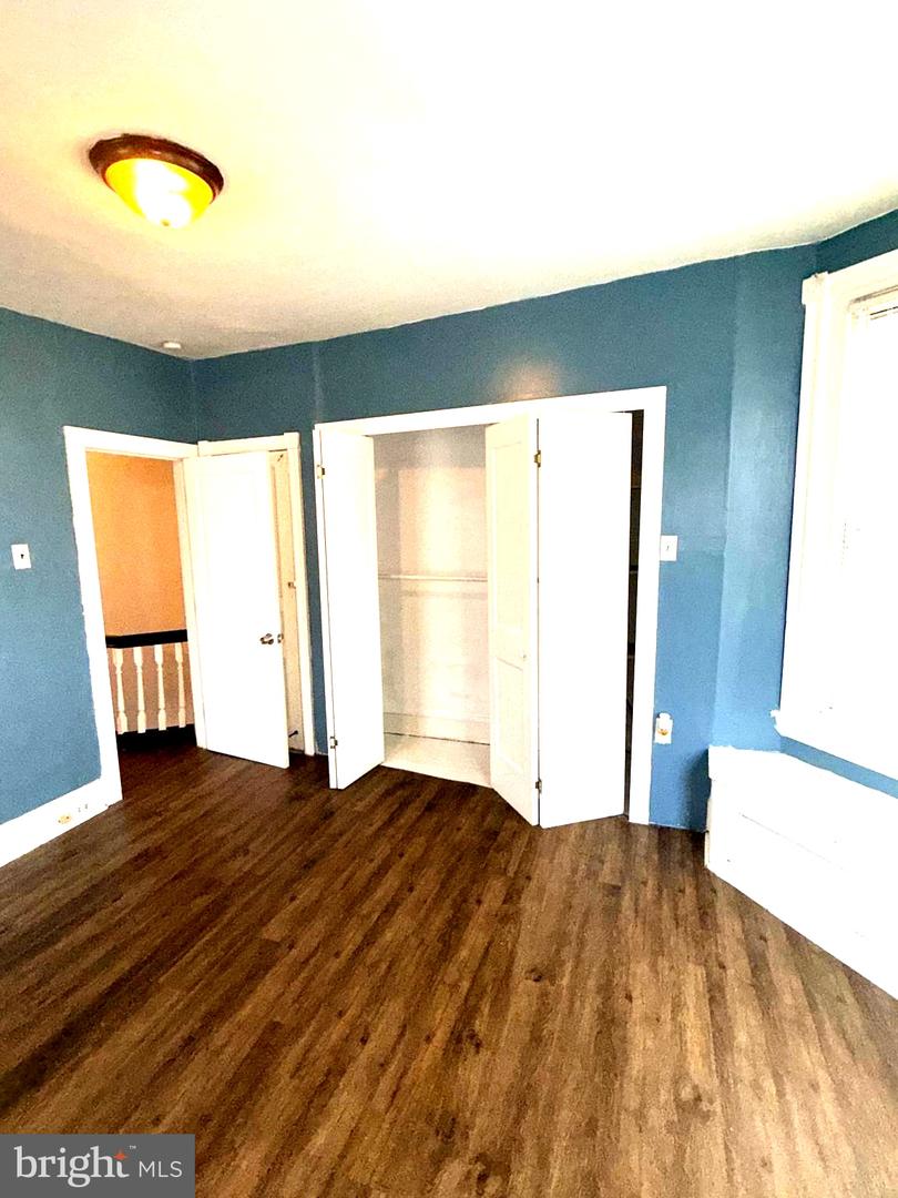 6020 Walnut St Property Photo 2