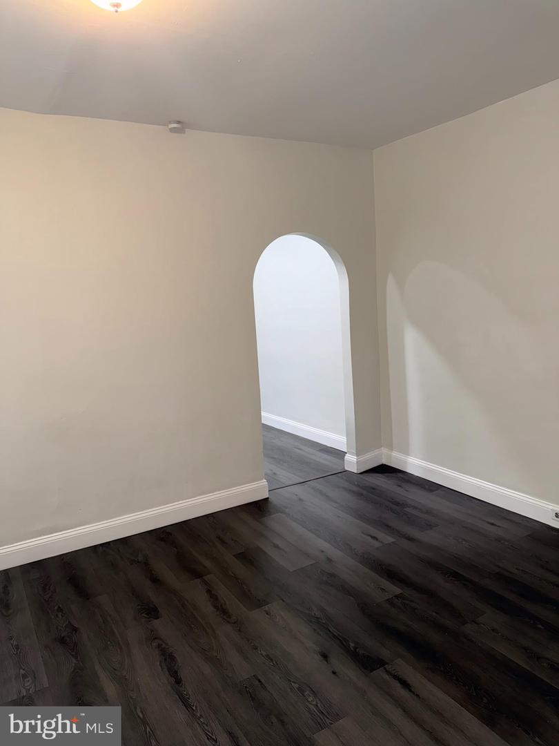 6020 Walnut St Property Photo 20
