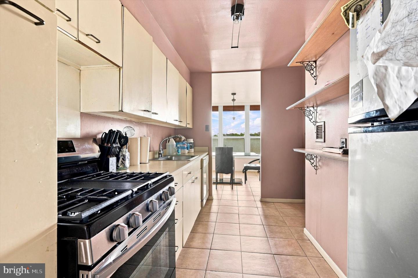 3600-00 Conshohocken Ave #1414 Property Photo 10