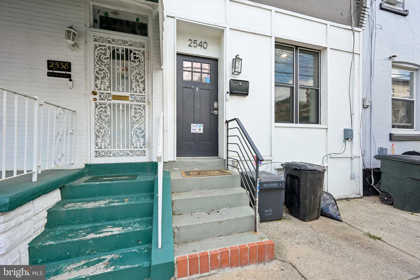 2540 W Montgomery Ave Property Photo 4