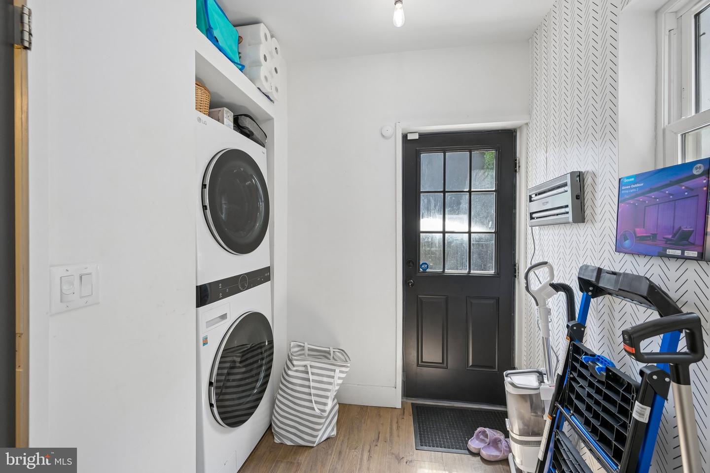 2540 W Montgomery Ave Property Photo 18