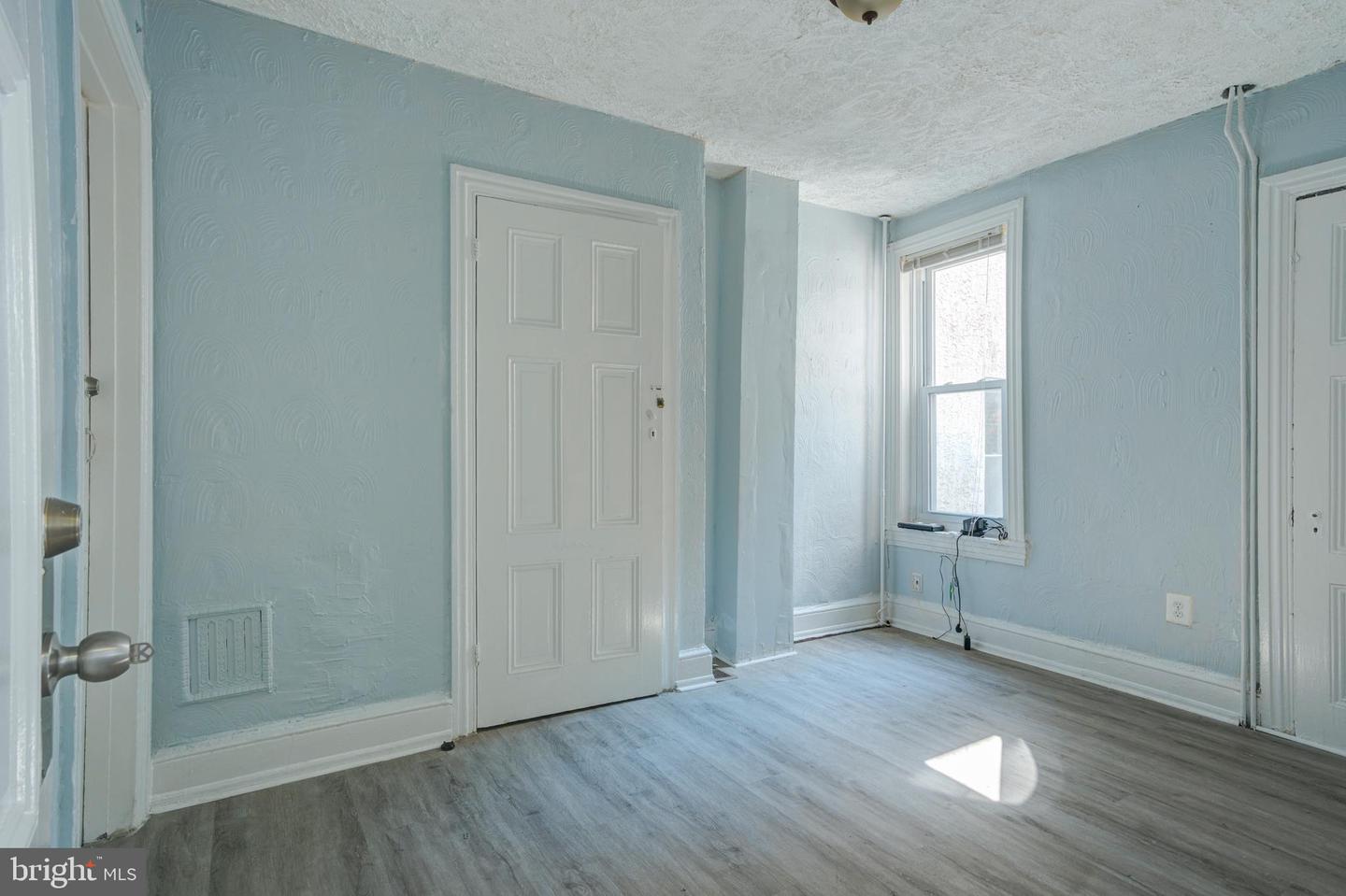 1716 N Willington St Property Photo 18