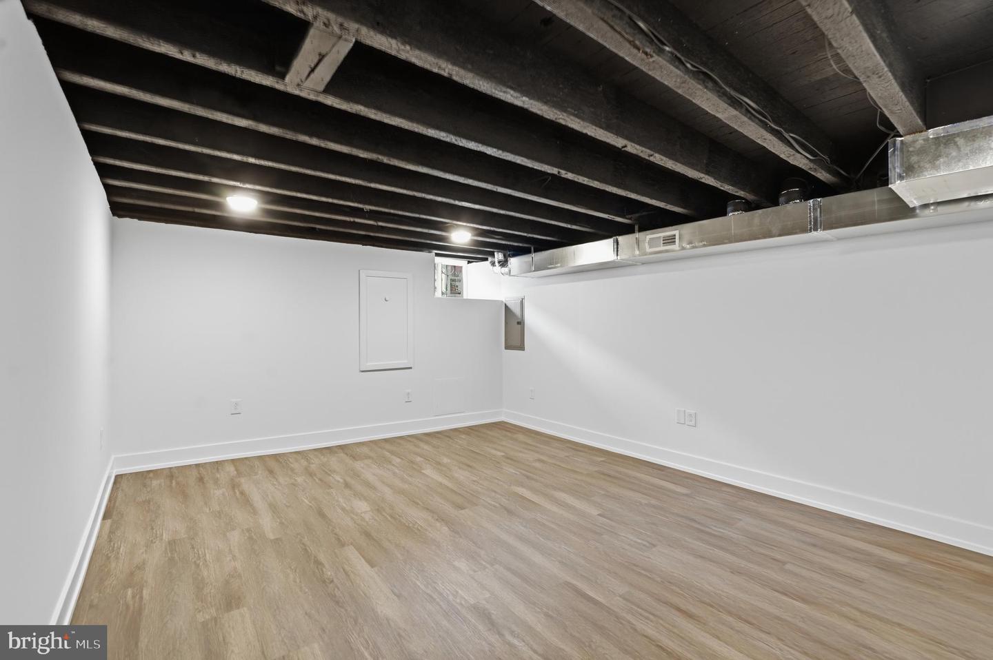 1124 Mifflin St Property Photo 31