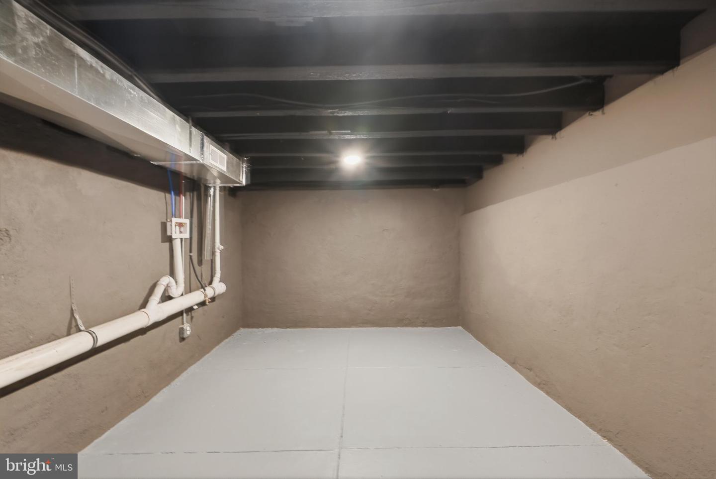 1124 Mifflin St Property Photo 35