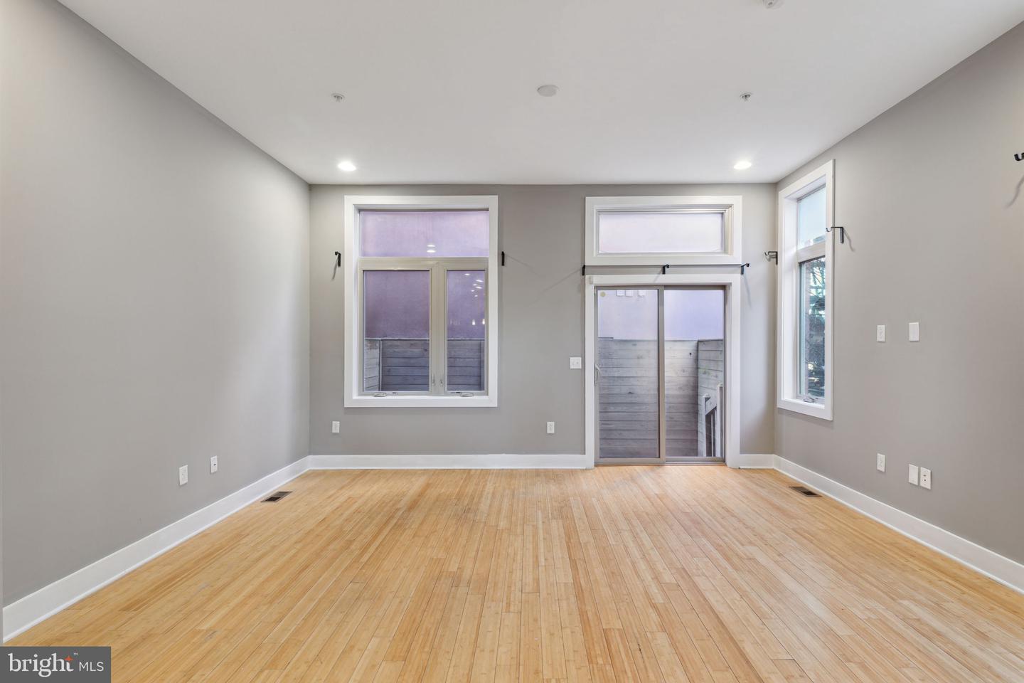 1130 N Front St #a24 Property Photo 10
