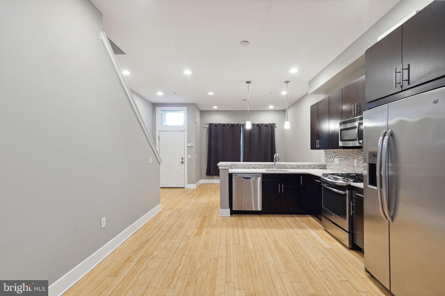 1130 N Front St #a24 Property Photo 11