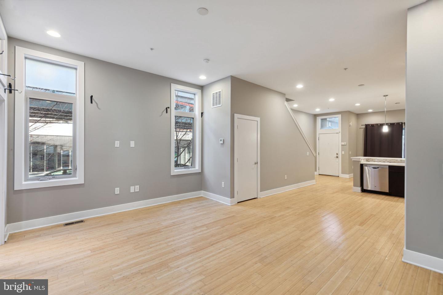 1130 N Front St #a24 Property Photo 13