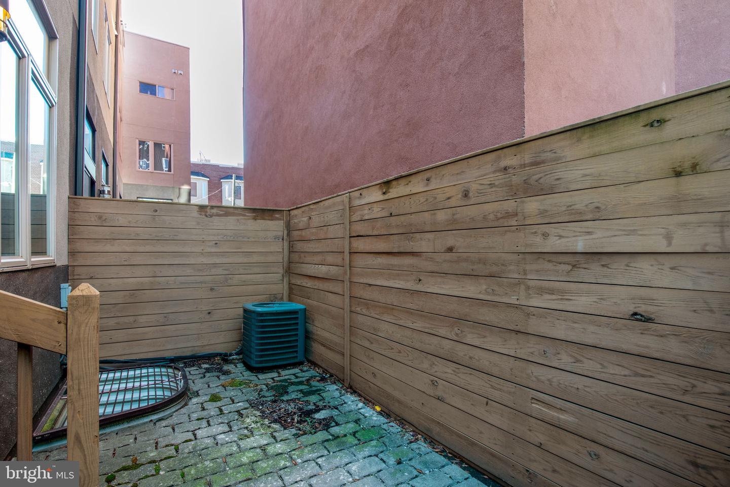 1130 N Front St #a24 Property Photo 16