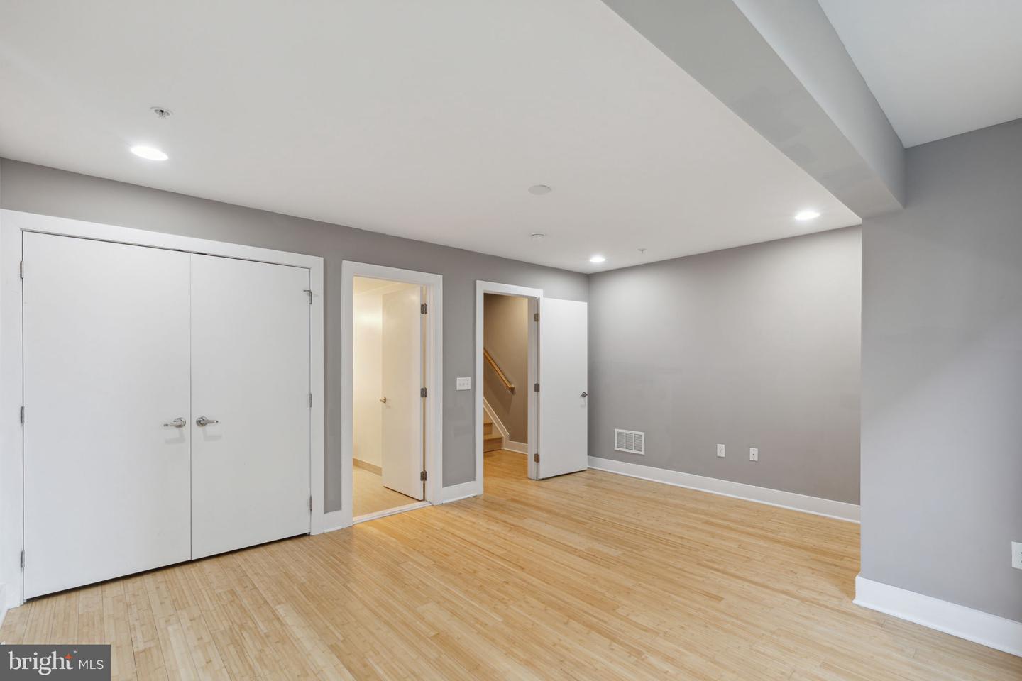 1130 N Front St #a24 Property Photo 29