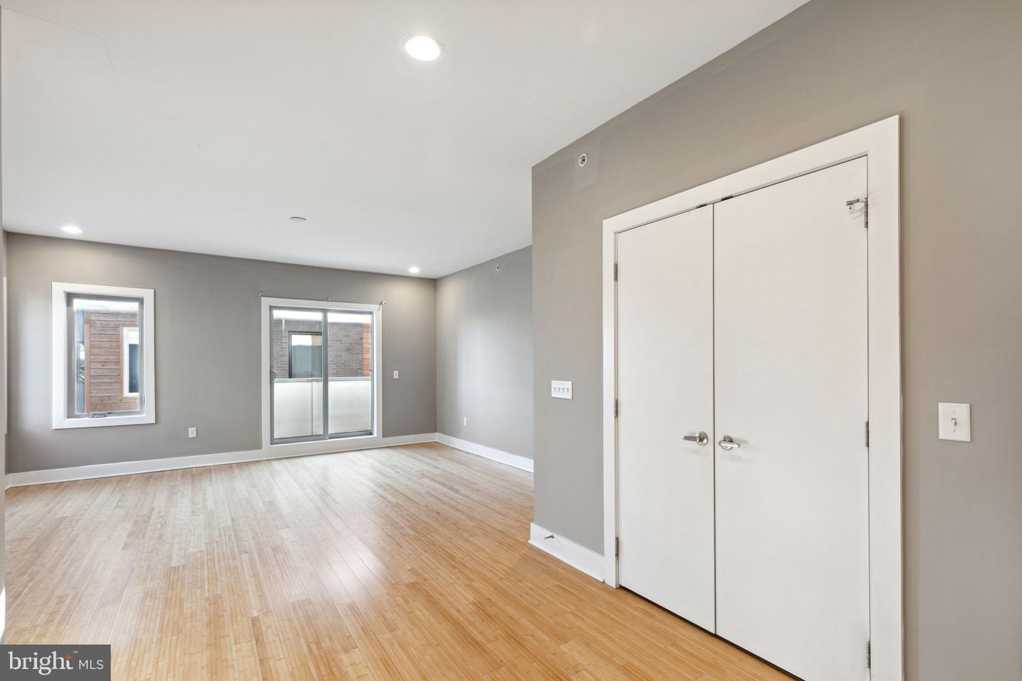 1130 N Front St #a24 Property Photo 33