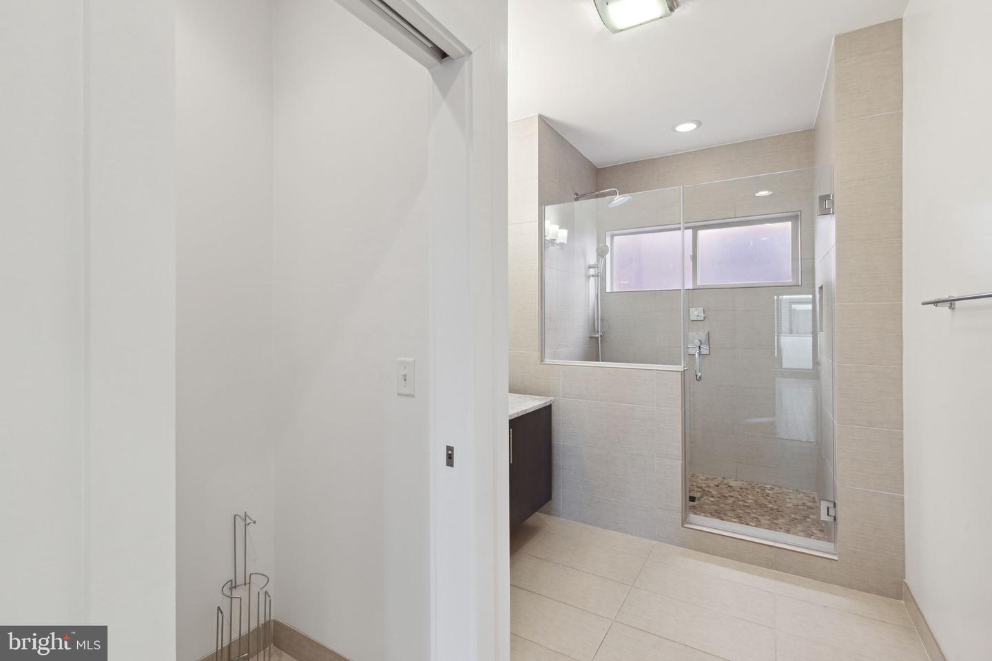 1130 N Front St #a24 Property Photo 39