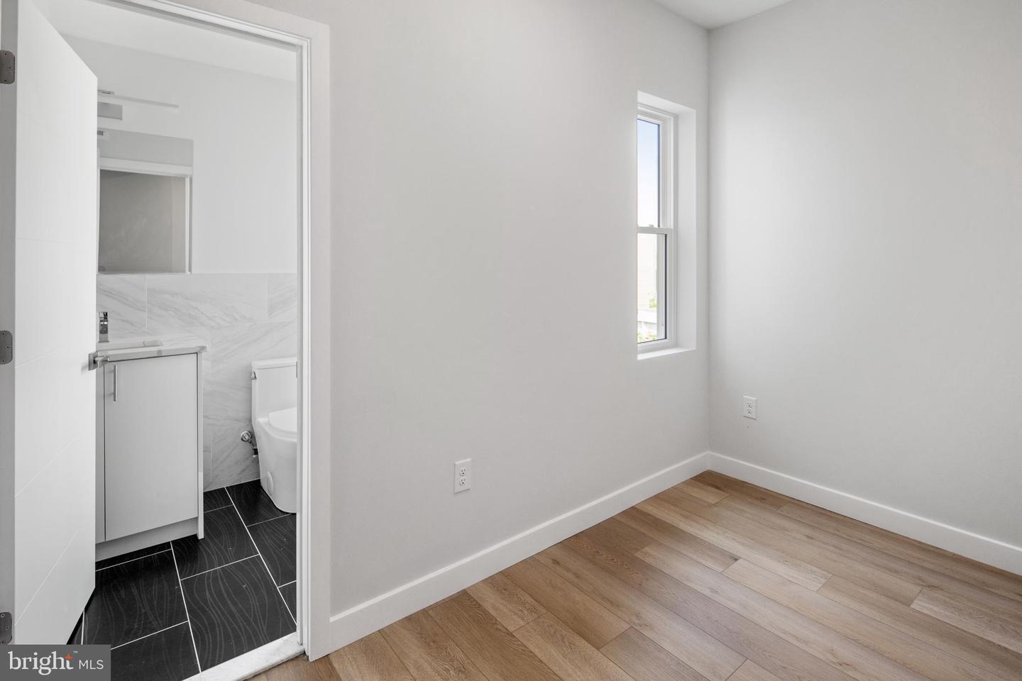 1932-00 N 6th St #3 Property Photo 15