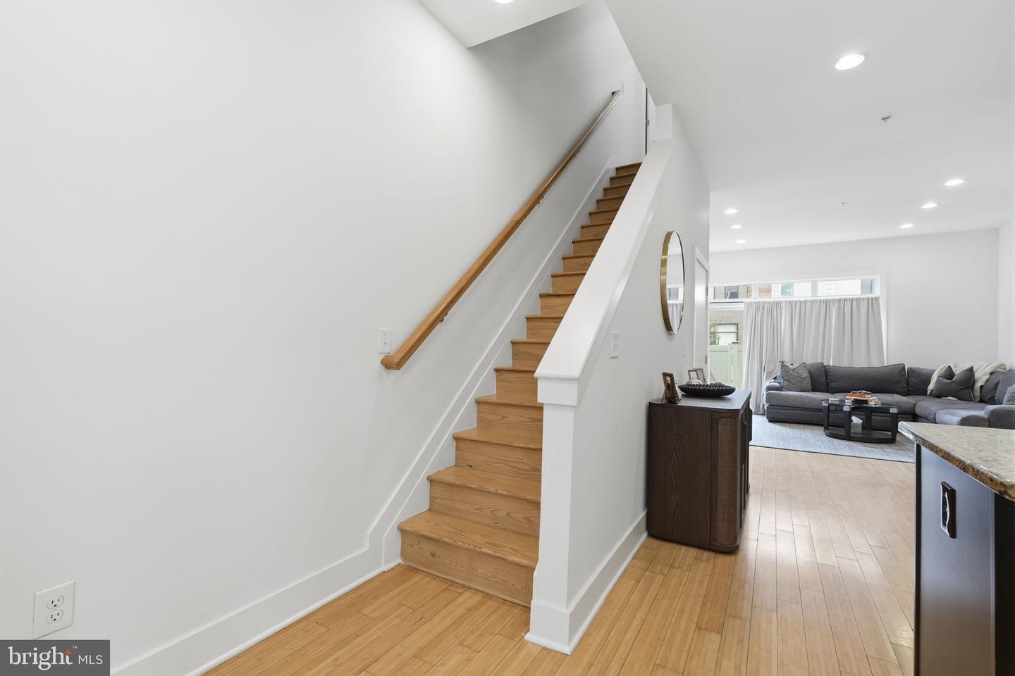1111 N Howard St Property Photo 11