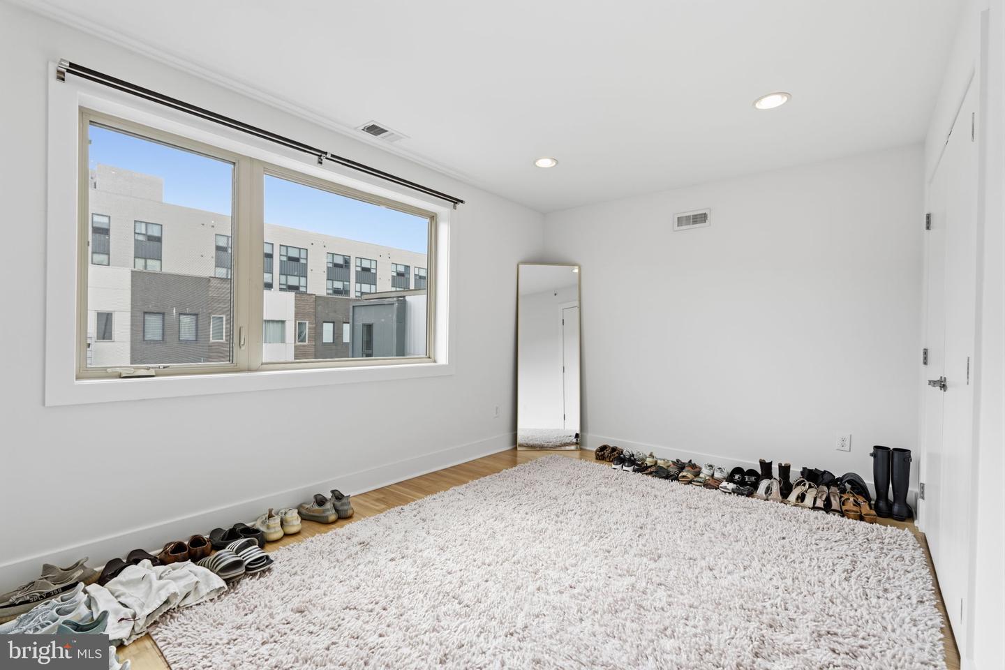 1111 N Howard St Property Photo 18
