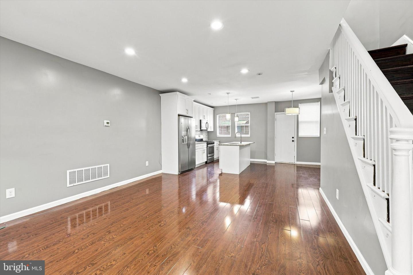 5904 Turner St Property Photo 3