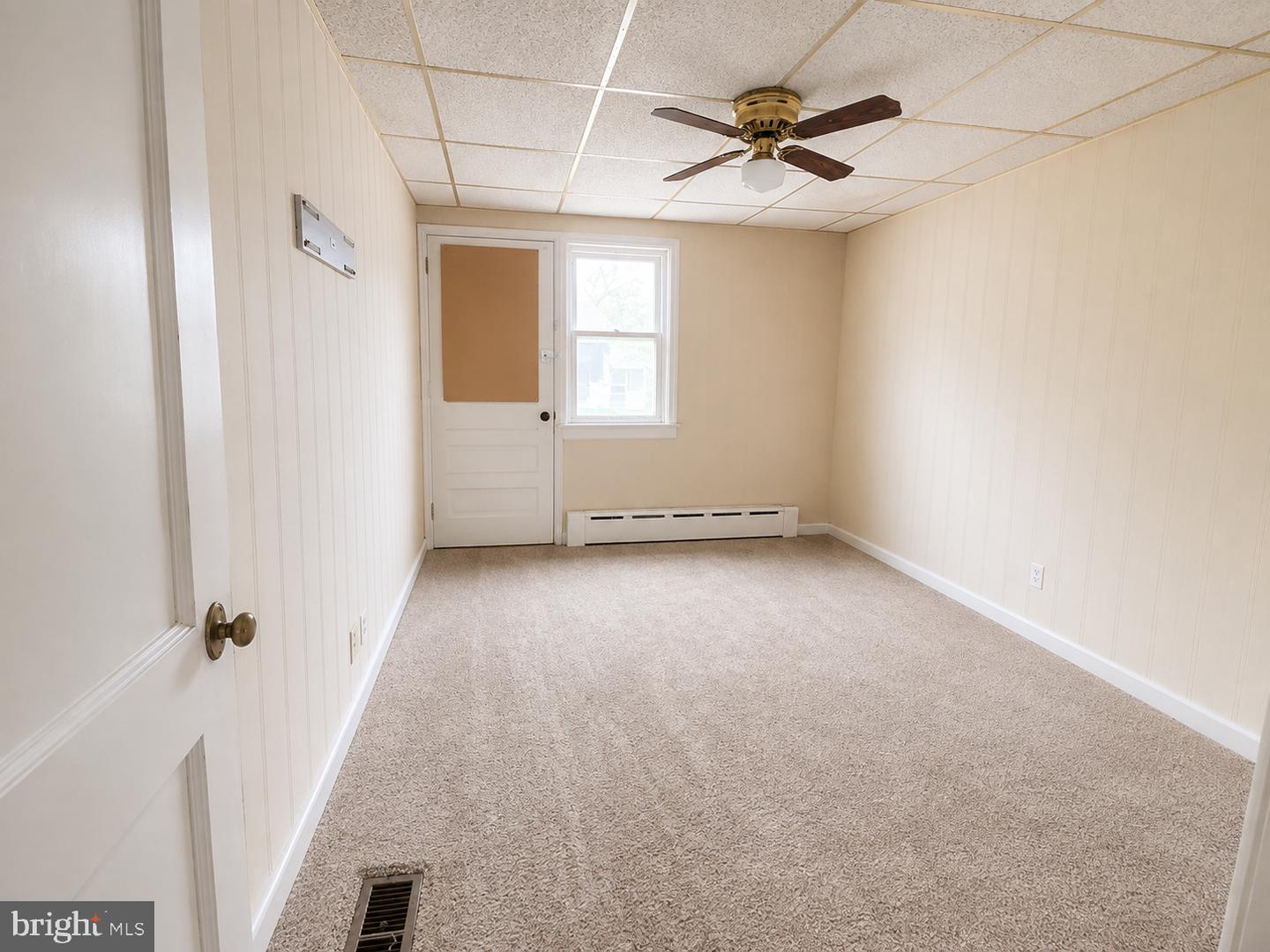 6433 Guyer Ave Property Photo 4