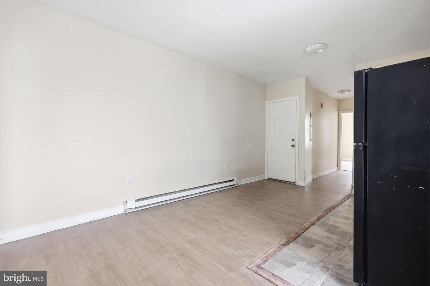 1729 W Venango St Property Photo 4