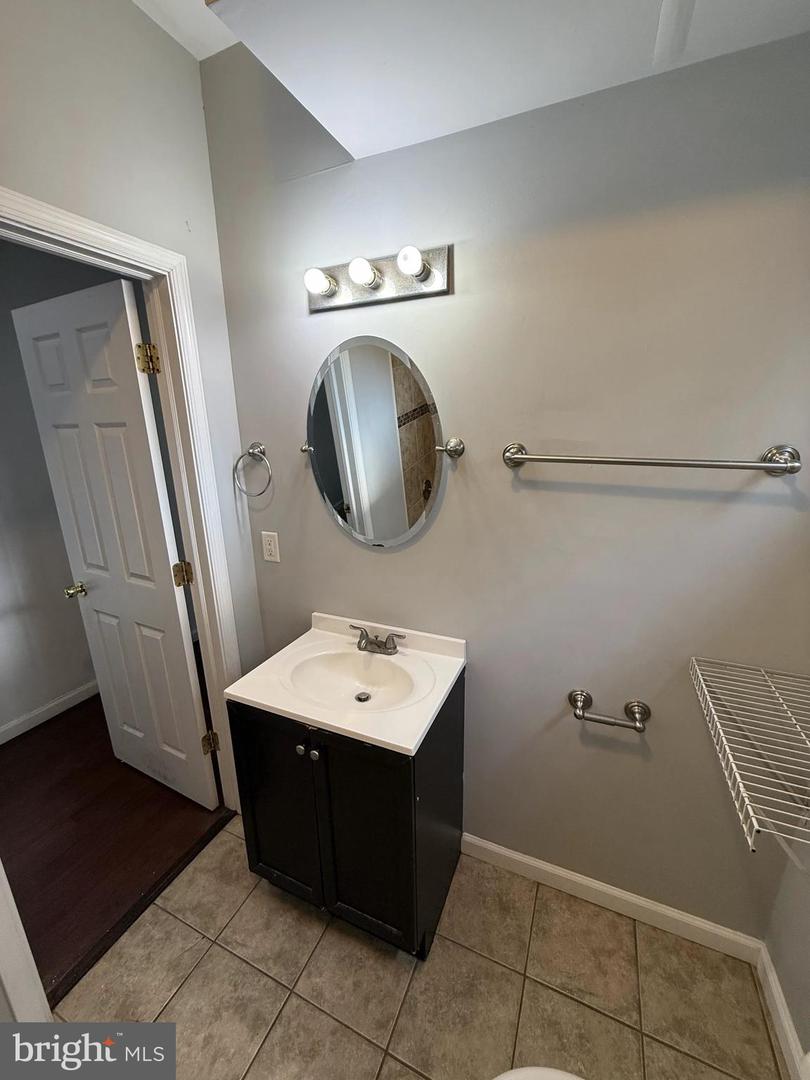 1709 Page St Property Photo 15