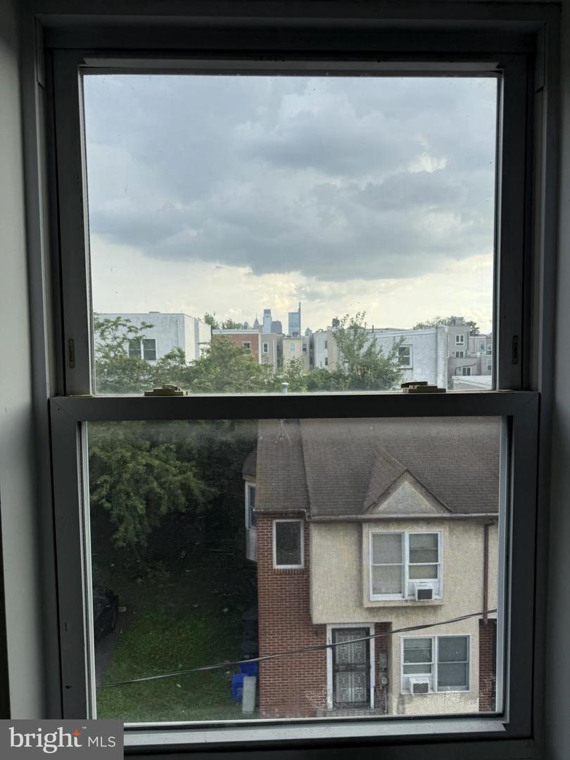 1709 Page St Property Photo 16