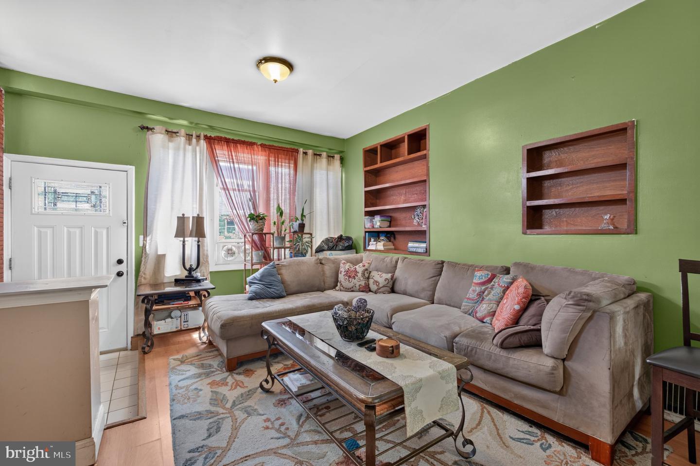 6134 Algard St Property Photo 4