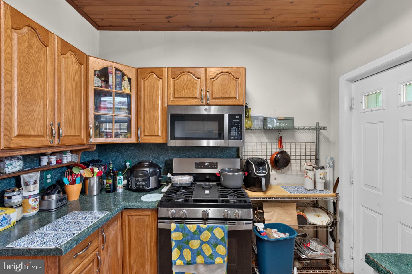 6134 Algard St Property Photo 9