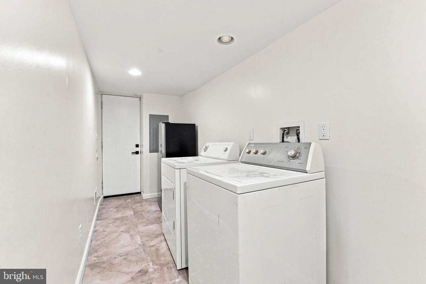 1740 N Peach St Property Photo 32