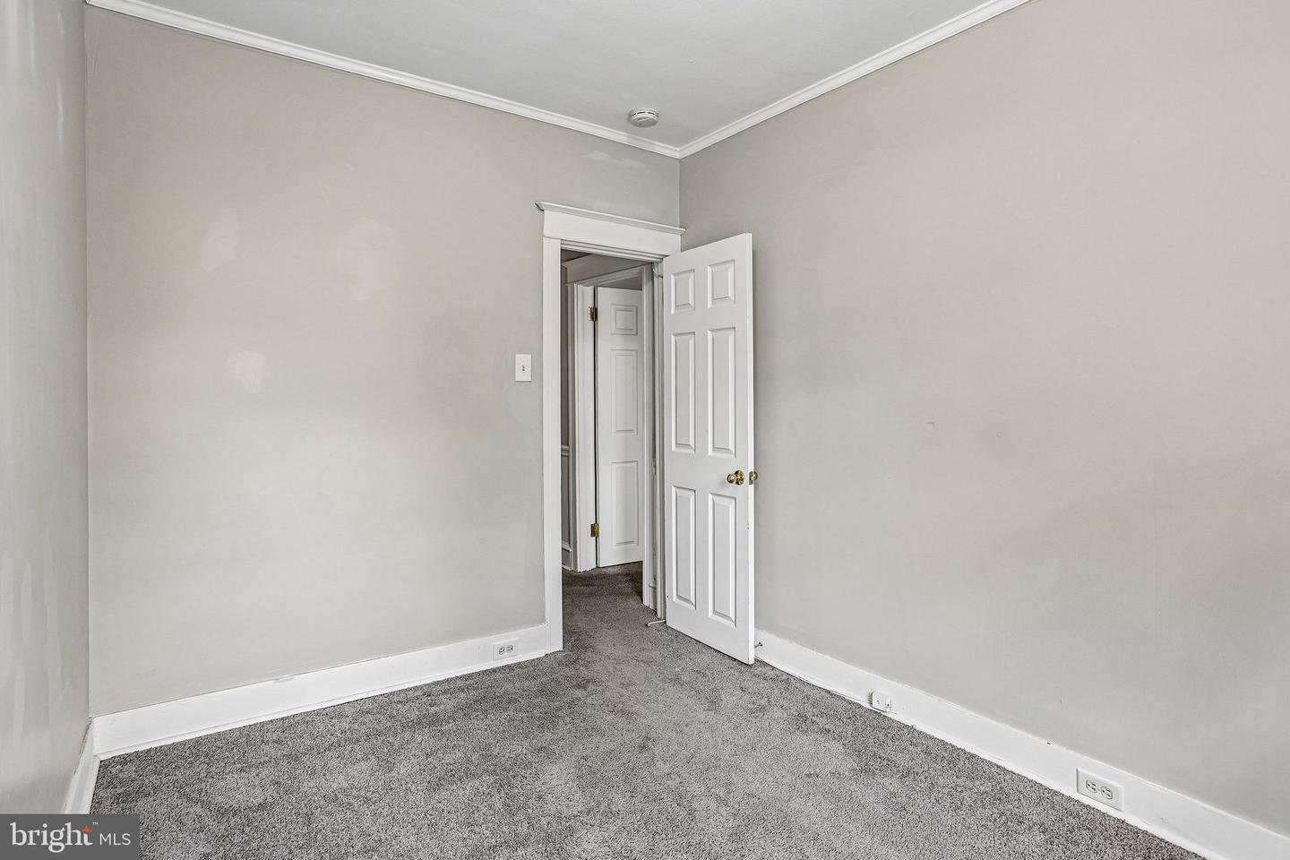 439 E Phil Ellena St Property Photo 21