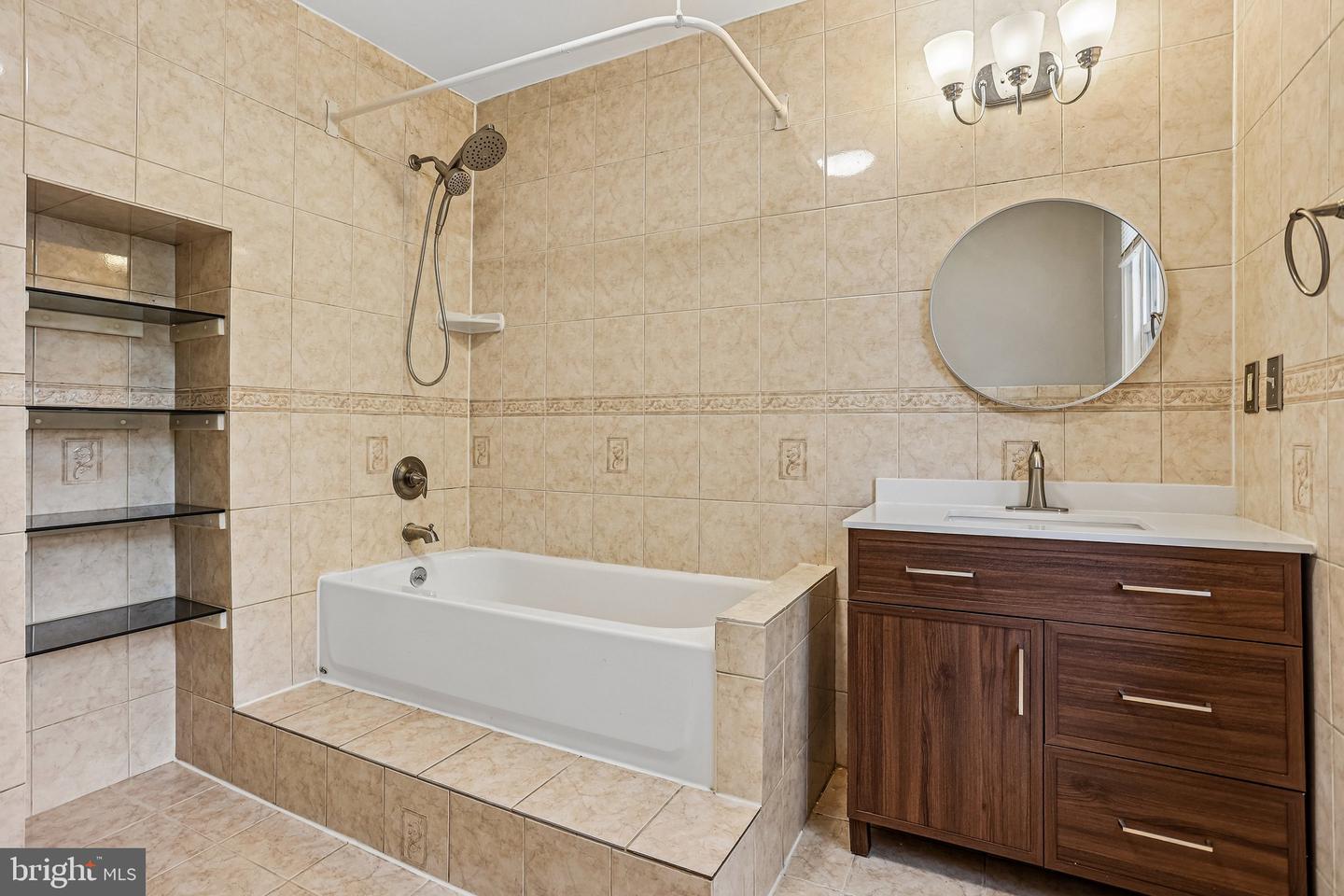 439 E Phil Ellena St Property Photo 23