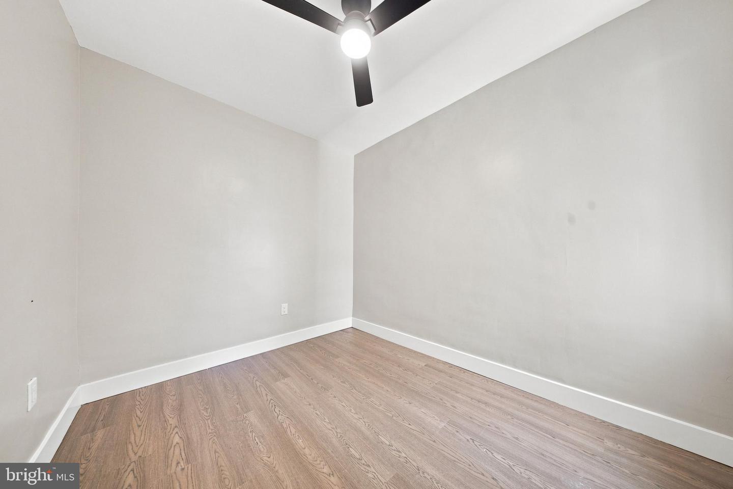231 E Phil Ellena St Property Photo 6