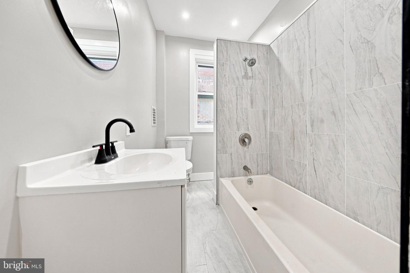 231 E Phil Ellena St Property Photo 12