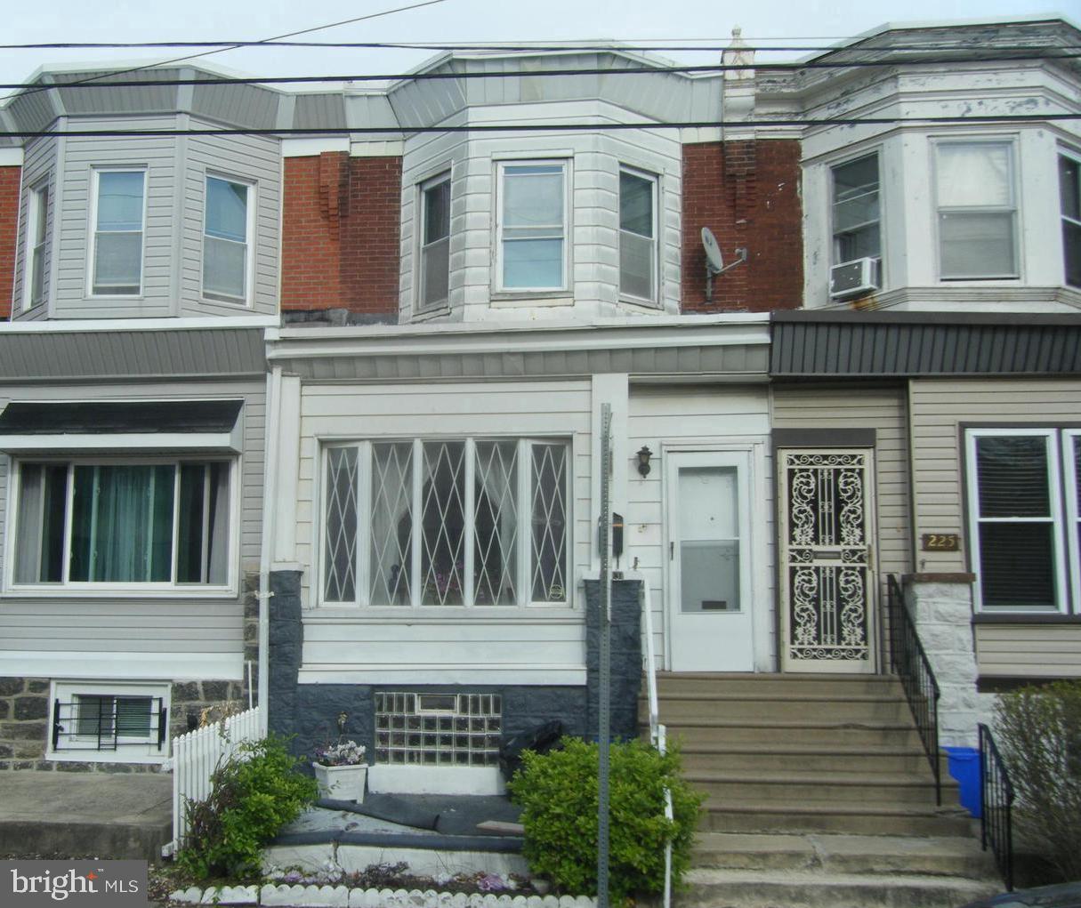213 Property Photo 1